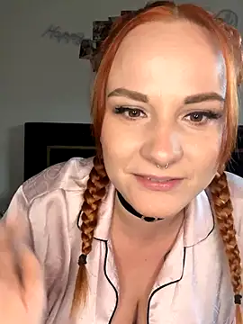 Fiebie_licios live sex cam