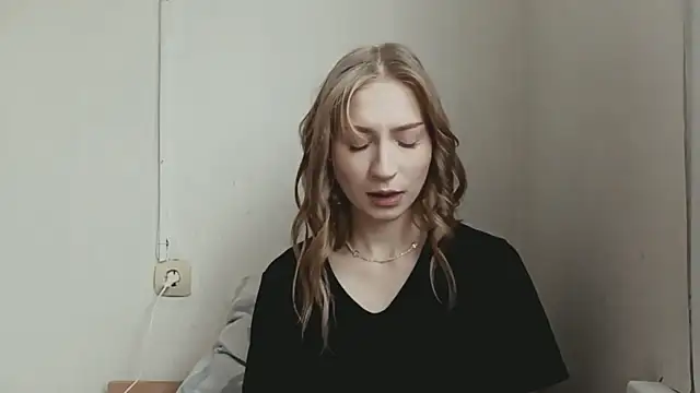 PetronilaReagen's cam snapshot