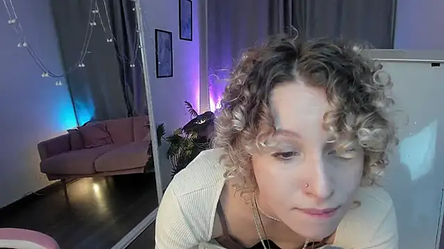 Mary_Wohlberg's cam snapshot