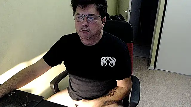 blueandwhite1 live sex cam