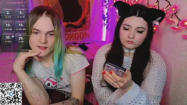 _Sweetie_Kitty_ live sex cam