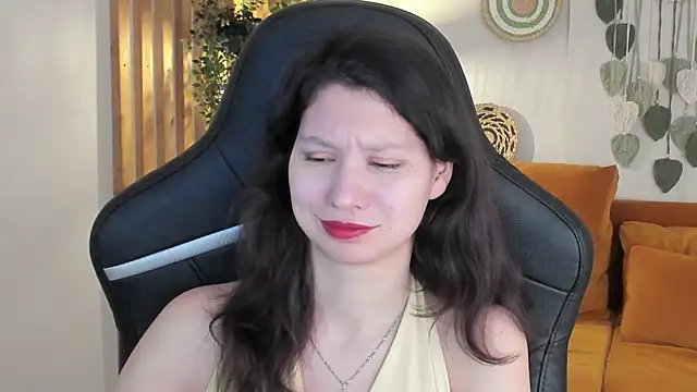 SaraDenars live sex cam