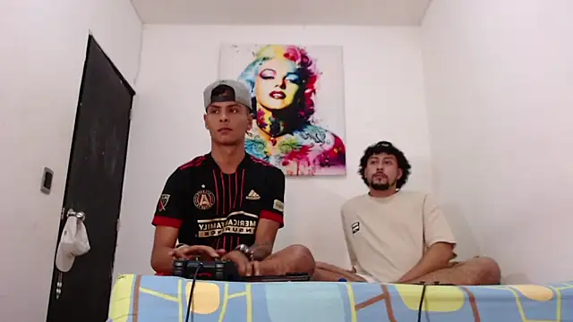 time_boy_'s cam snapshot