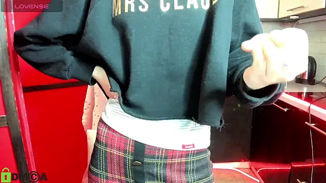 TayanaJons live sex cam