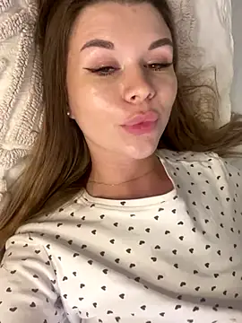 AllyBaley's cam snapshot