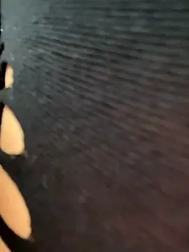 BigAssBee live sex cam