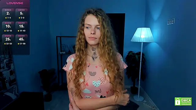 RayaNenlia's cam snapshot