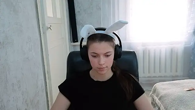 CutieAnny's cam snapshot