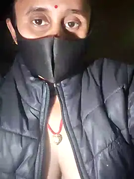 Divya_Chandok's cam snapshot