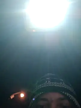 Leocesar37's cam snapshot