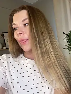 AllyBaley's cam snapshot