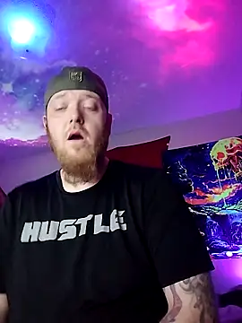 BluestBalls710's web cam