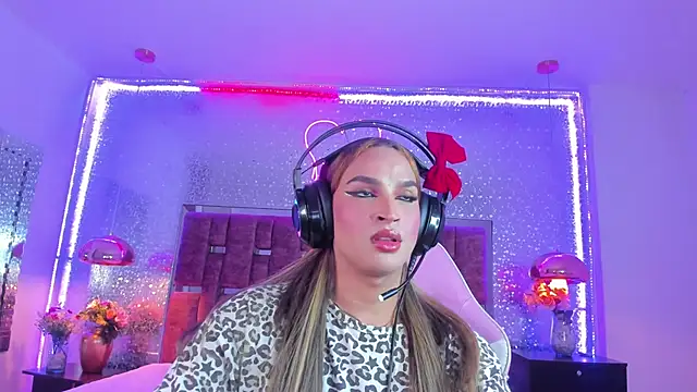 KylieVictoria live sex cam