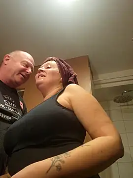 lady_charlyne live sex cam