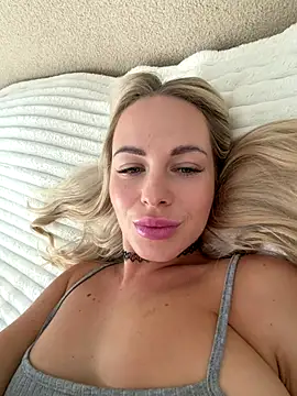 streetdoll live sex cam