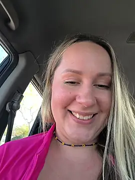 Mona_Plus live sex cam