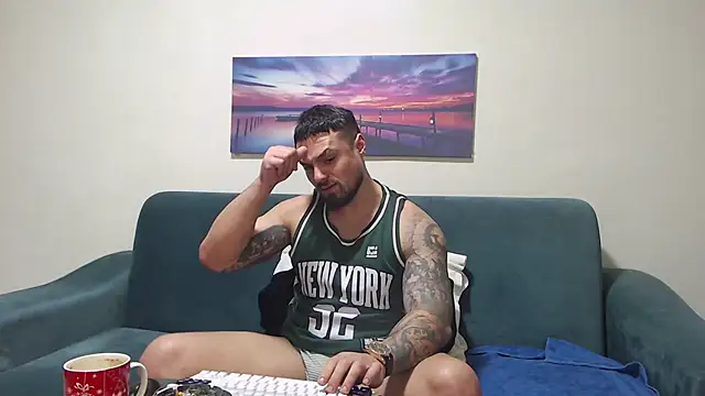 Tiberius_hunk live sex cam