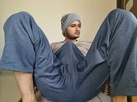 young-hairy-jon's cam snapshot