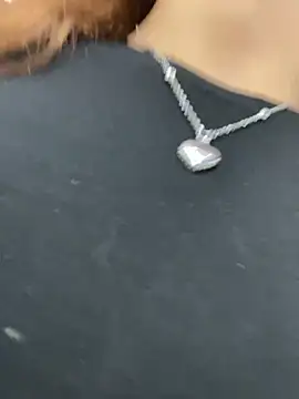 QuitieLia live sex cam