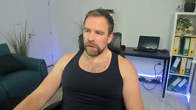 John-E-Dough live sex cam