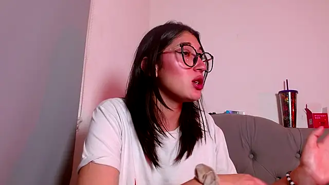 Red-moon1 live sex cam