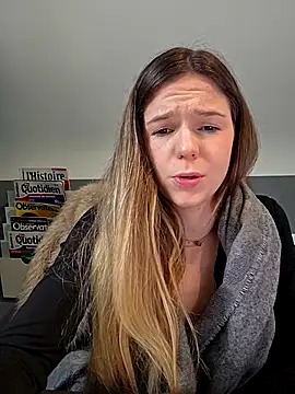 lucie_mehott live sex cam