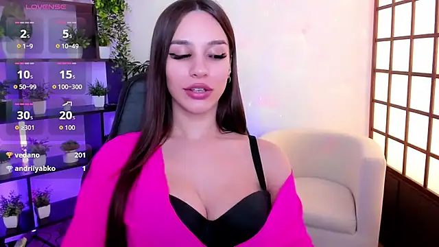 KristineBeauty live sex cam