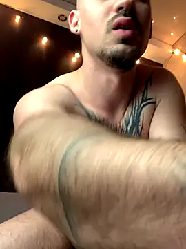 AssHunter4k live sex cam