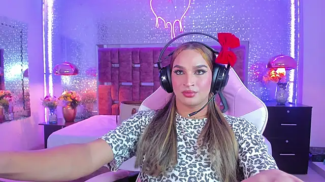 KylieVictoria live sex cam