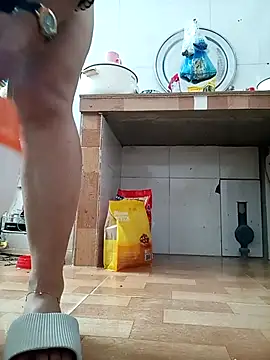 July-Asian live sex cam