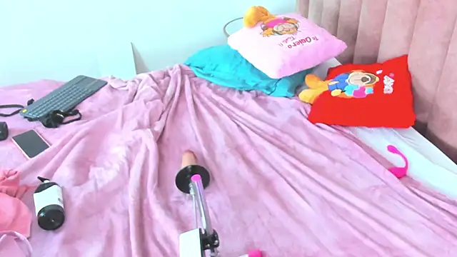 LizzyOlsen live sex cam