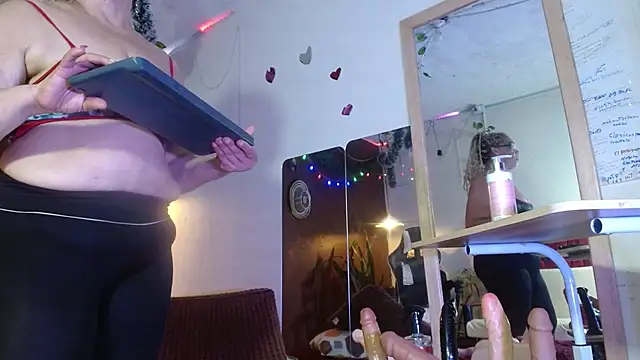 PervertedMature live sex cam