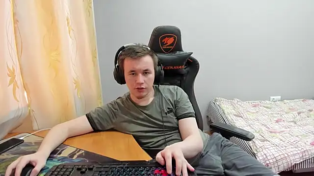 iliaskrislove live sex cam