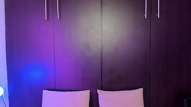 Varya_Ferreira live sex cam