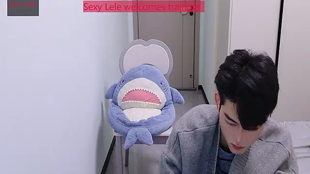 sexyboy-lele live sex cam
