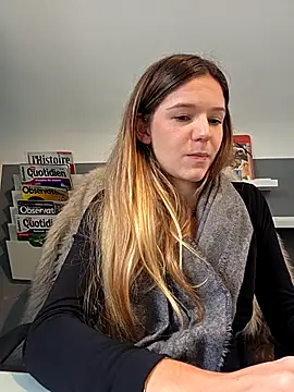 lucie_mehott live sex cam