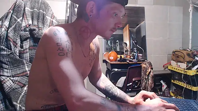 mastertrap live sex cam