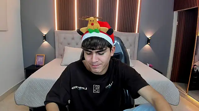 Tommy18__ live sex cam