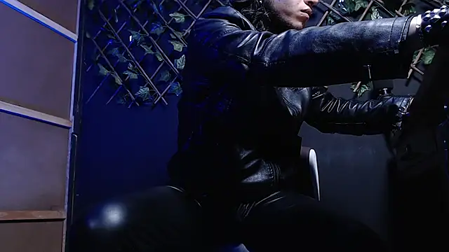 Dicaprioo_ live sex cam