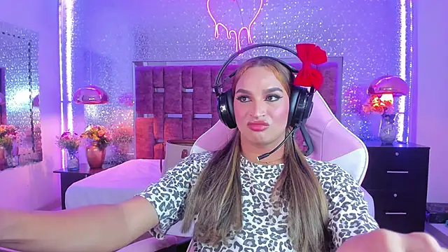 KylieVictoria live sex cam