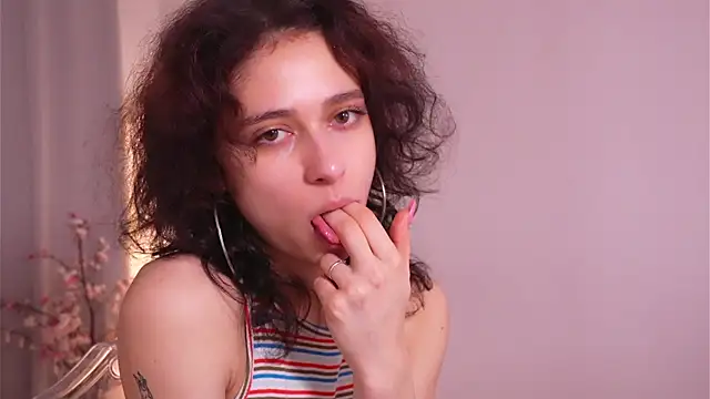 MimiLicks live sex cam