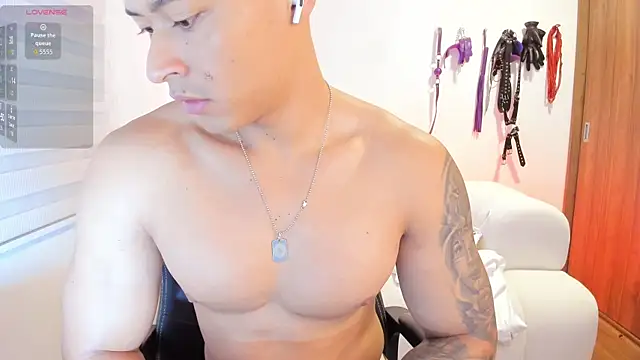 abu_dhabi_21 live sex cam