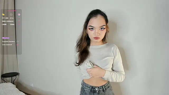 CoreenLuebbers's cam snapshot