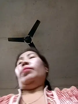 Reema_143's cam snapshot