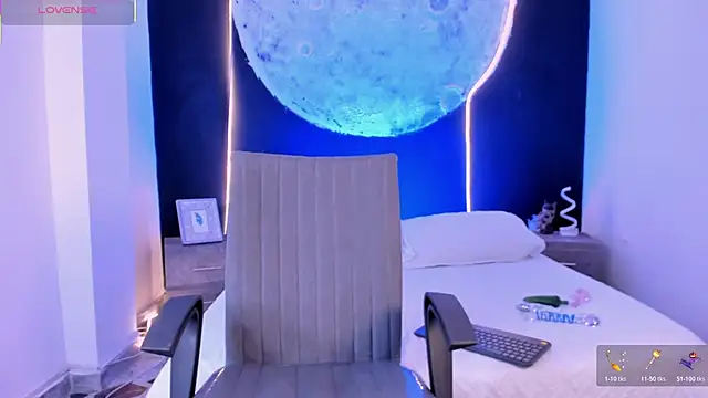 IvannaVolk_'s cam snapshot