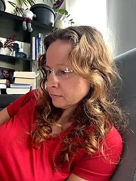 AnnikaRose live sex cam