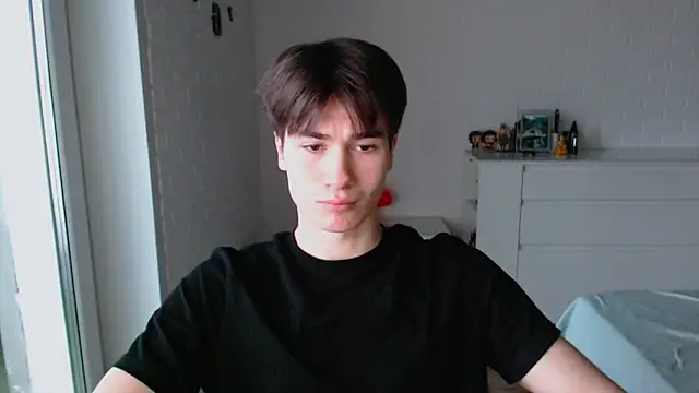 MarkusDean live sex cam