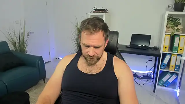 John-E-Dough's cam snapshot