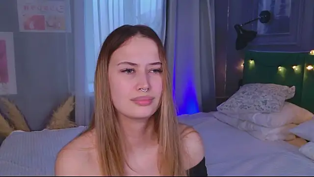 Sofii_Ly's cam snapshot