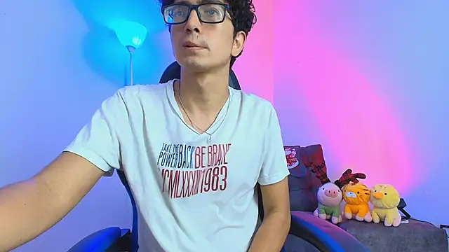 TylerWhite_'s cam snapshot